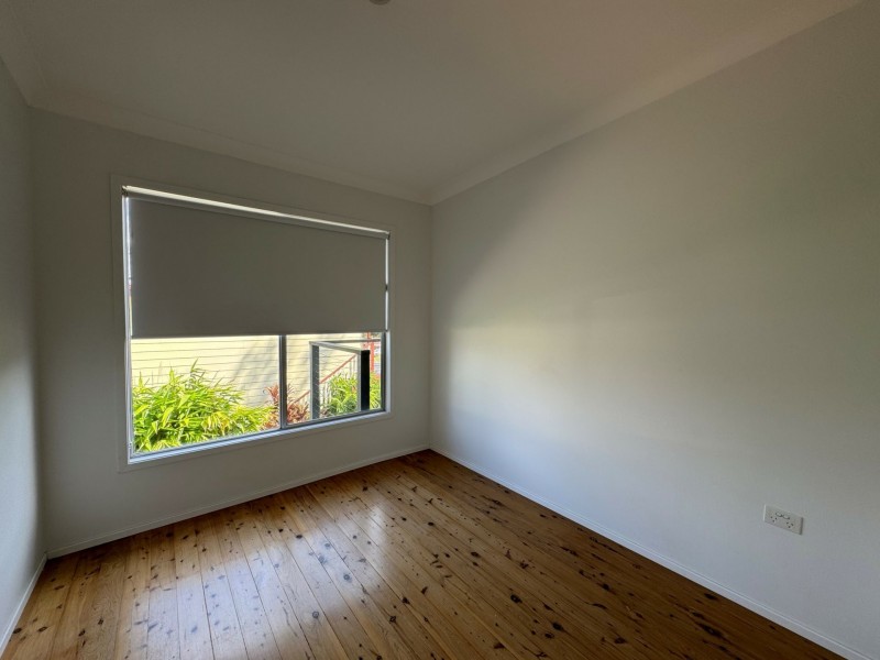 33 Dianne Avenue, Lake Munmorah NSW 2259