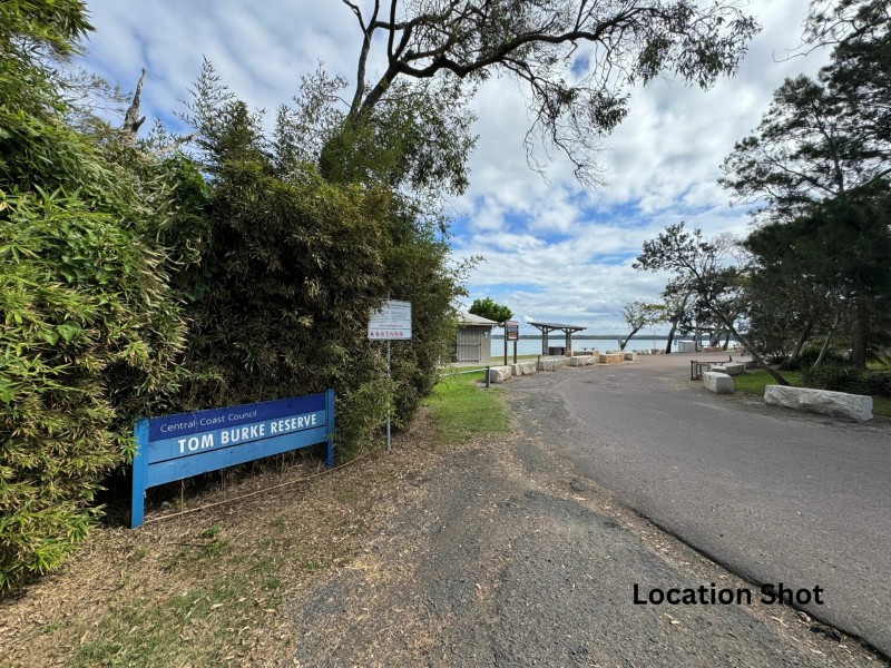 33 Dianne Avenue, Lake Munmorah NSW 2259