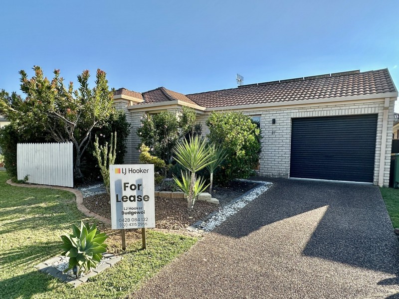 11 Shearer Crescent, Blue Haven NSW 2262