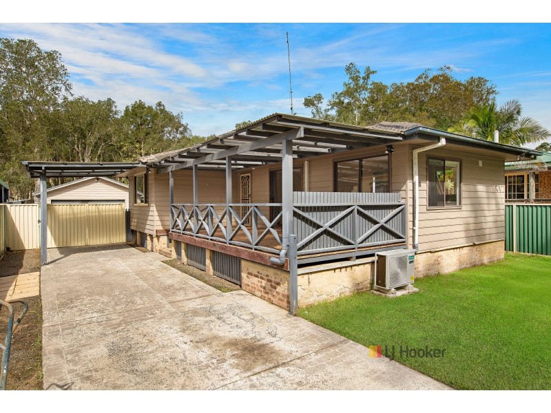 23 Warner Avenue, Tuggerawong NSW 2259