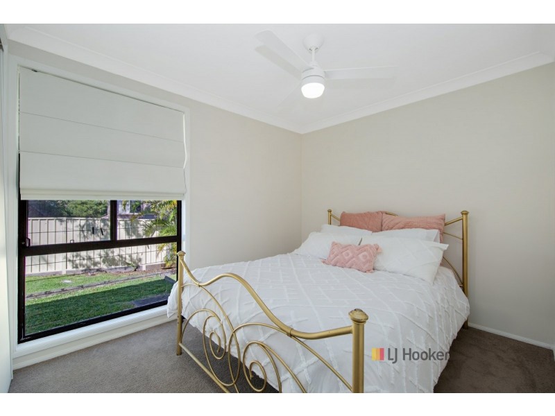 18 Waugh Close, Blue Haven NSW 2262