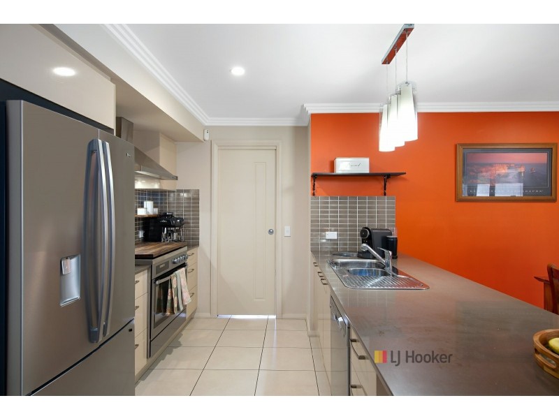 38 Forster Avenue, Watanobbi NSW 2259