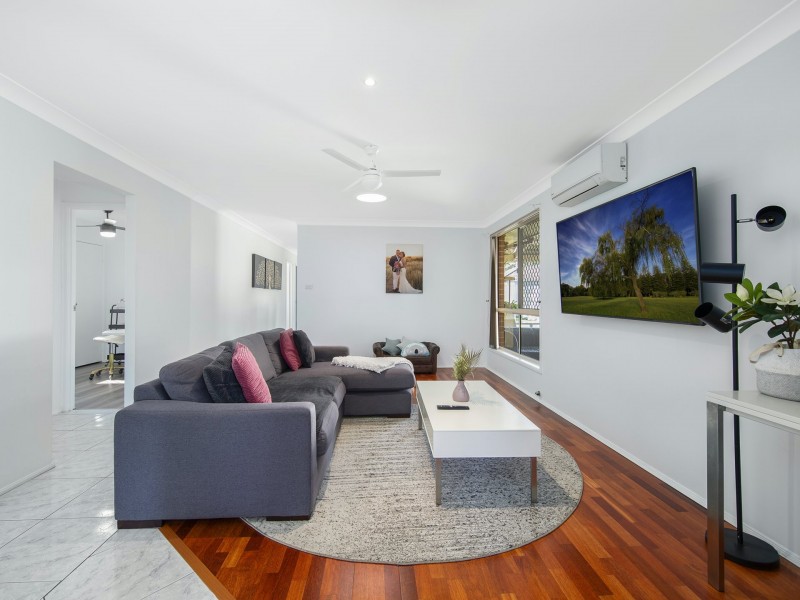 17 Sunset Parade, Chain Valley Bay NSW 2259