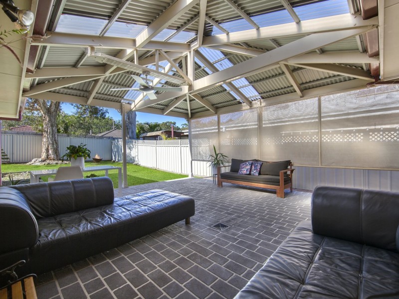 17 Sunset Parade, Chain Valley Bay NSW 2259