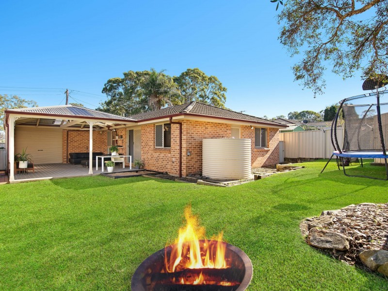 17 Sunset Parade, Chain Valley Bay NSW 2259