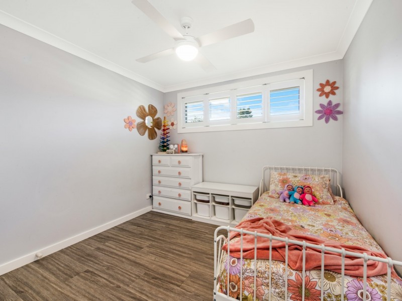 84 Cadonia Road, Tuggerawong NSW 2259
