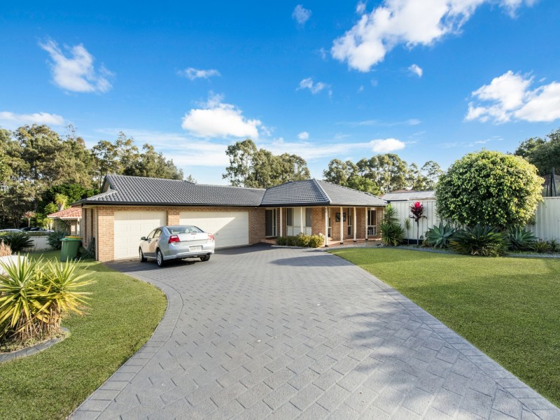2 Flame Tree Close, Hamlyn Terrace NSW 2259