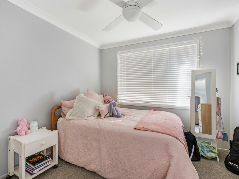 2 Flame Tree Close, Hamlyn Terrace NSW 2259