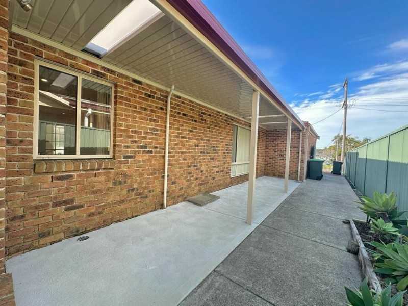 24 Delia Avenue, Budgewoi NSW 2262