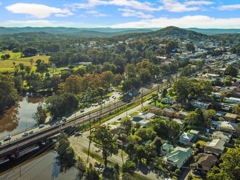 4 Panonia Road, Wyong NSW 2259