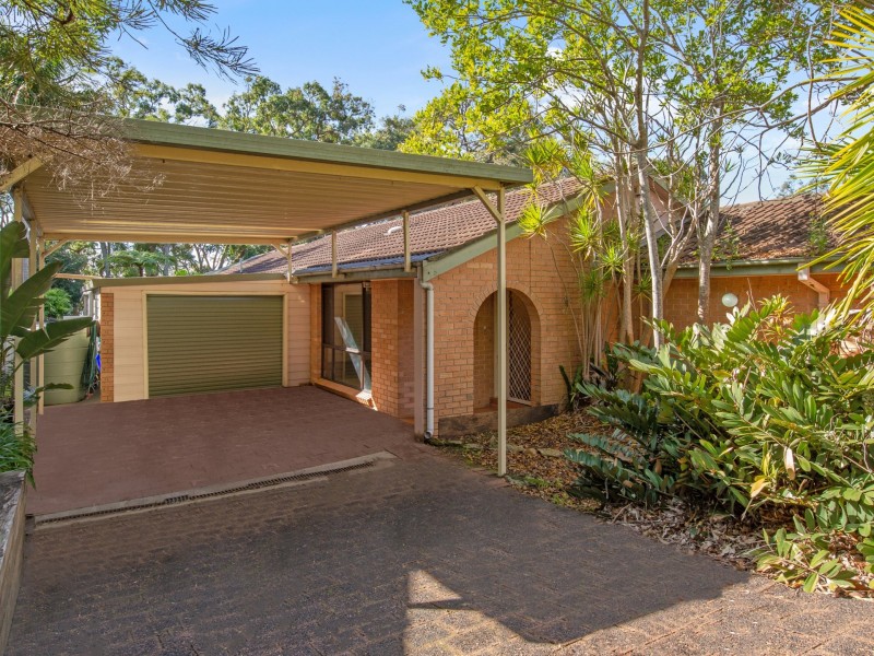 34 Lloyd Avenue, Chain Valley Bay NSW 2259