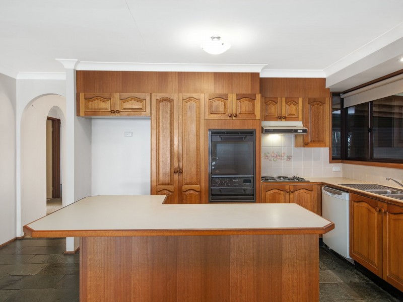 34 Lloyd Avenue, Chain Valley Bay NSW 2259