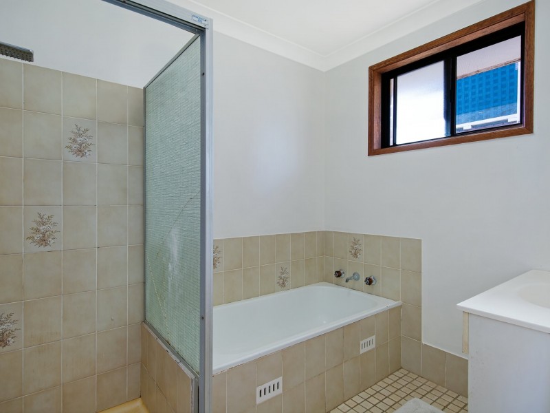 35 Perouse Avenue, San Remo NSW 2262