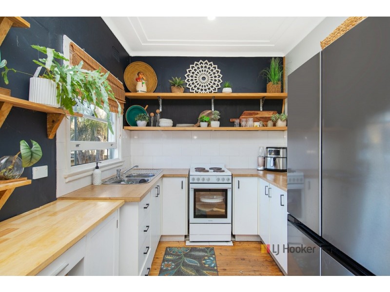 77 Coonanga Avenue, Halekulani NSW 2262