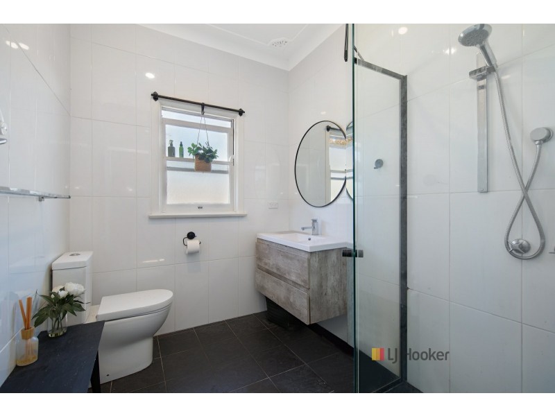 77 Coonanga Avenue, Halekulani NSW 2262