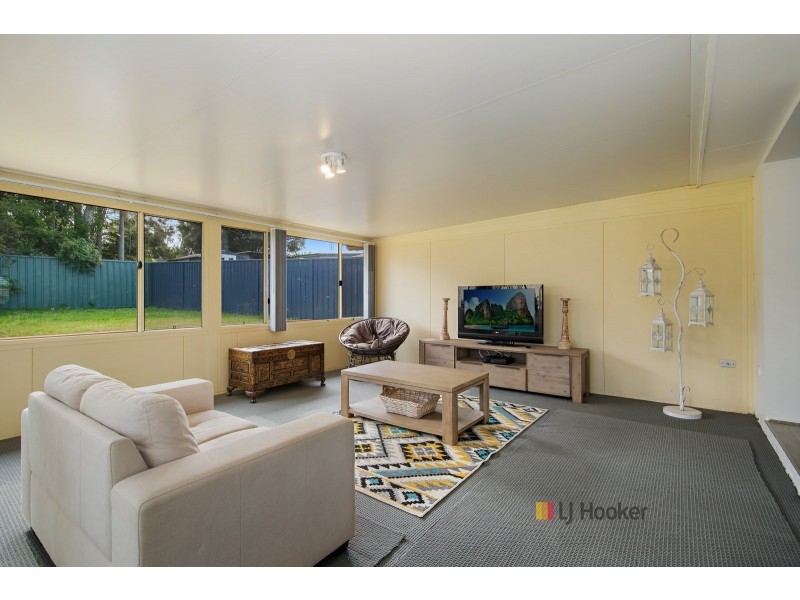 11 Ahina Avenue, Halekulani NSW 2262