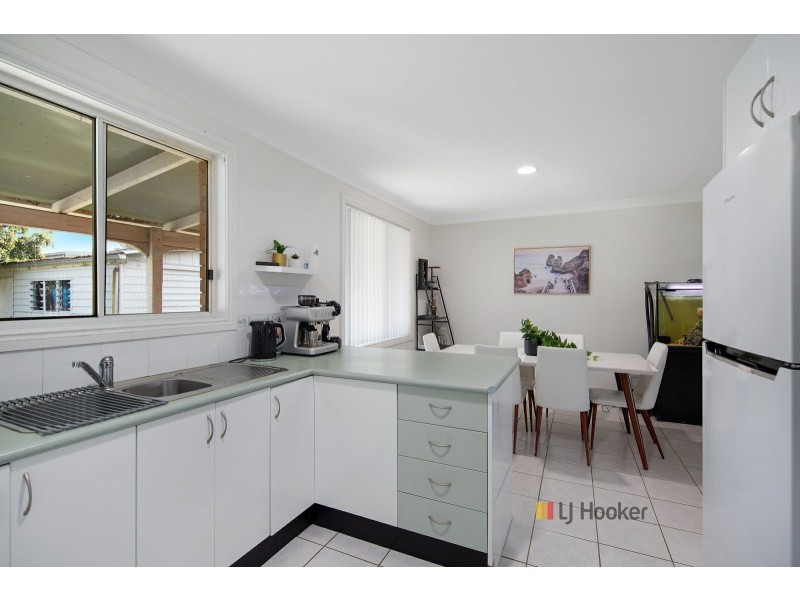 2 John Street, Gorokan NSW 2263