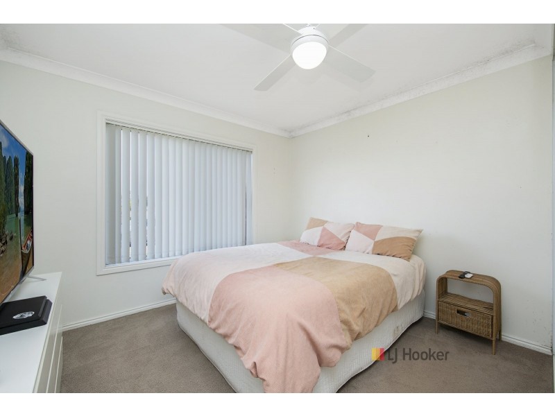 2 John Street, Gorokan NSW 2263