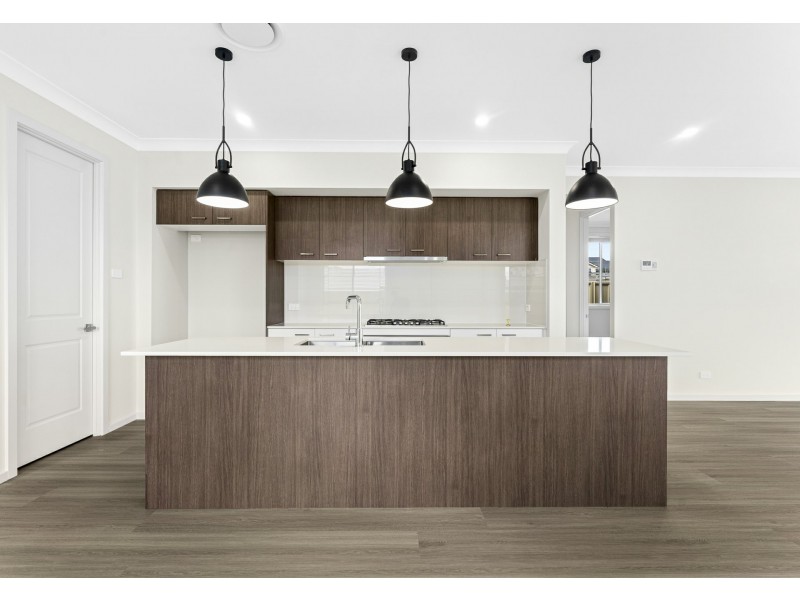 5 McEnery Close, Hamlyn Terrace NSW 2259