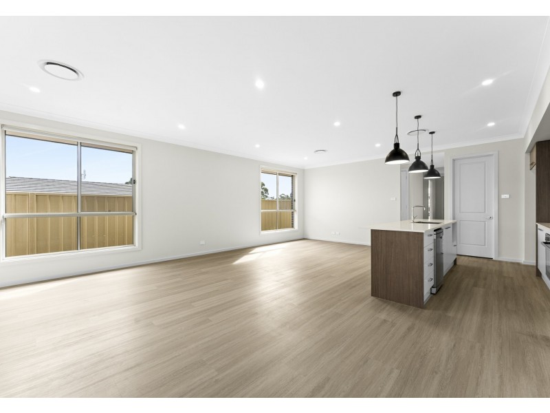 5 McEnery Close, Hamlyn Terrace NSW 2259