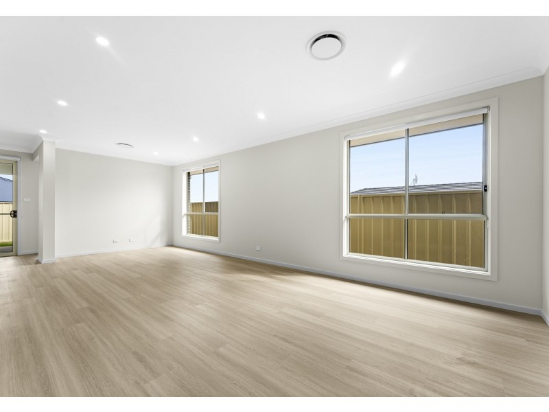 5 McEnery Close, Hamlyn Terrace NSW 2259