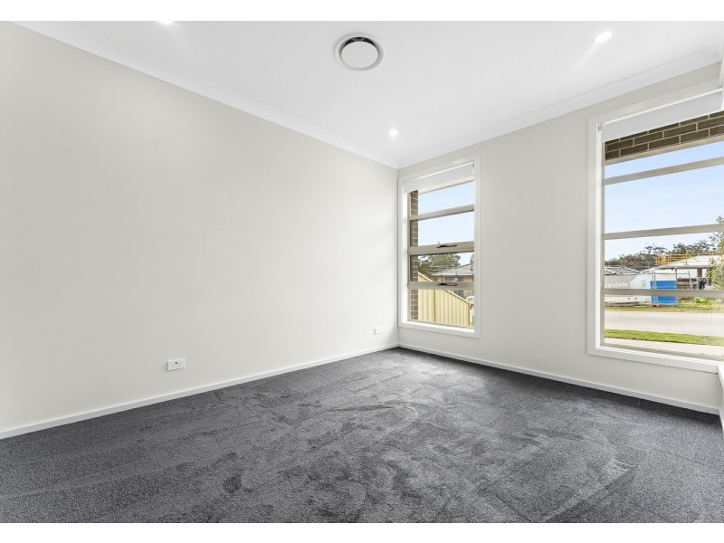 5 McEnery Close, Hamlyn Terrace NSW 2259