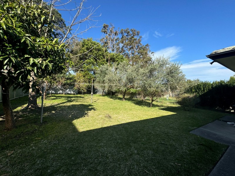 5 Agatha Avenue, Lake Munmorah NSW 2259