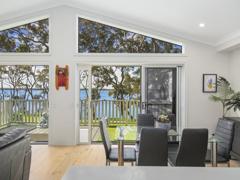 13/2 Macleay Drive, Halekulani NSW 2262