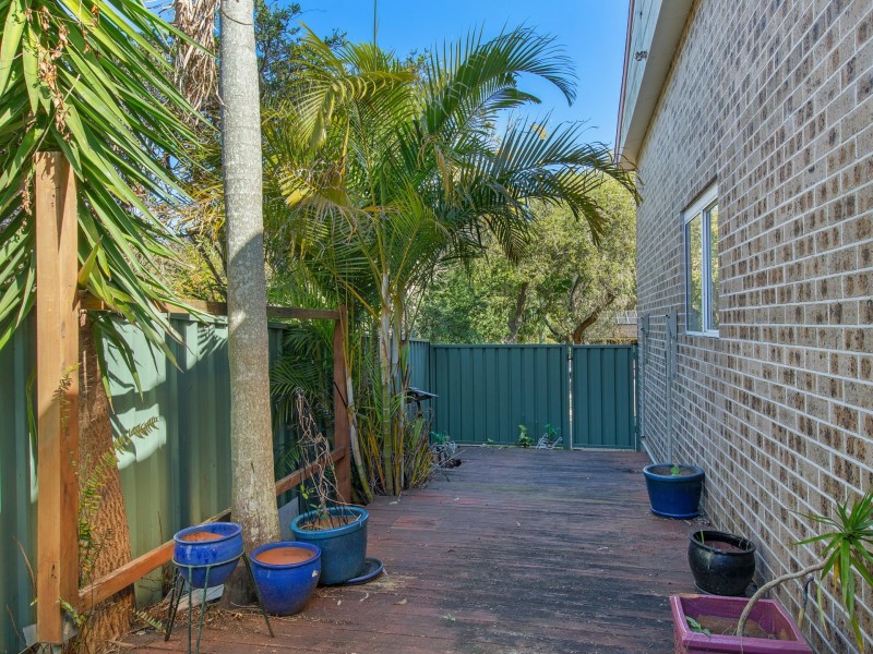 2/117 Marks Road, Gorokan NSW 2263