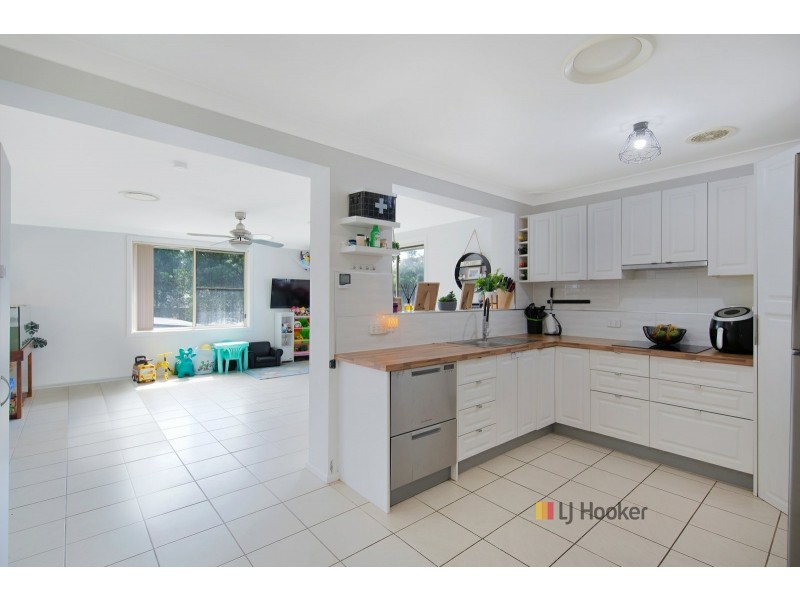 331 Tuggerawong Road, Tuggerawong NSW 2259