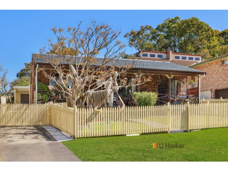 6 Jacqueline Avenue, Gorokan NSW 2263