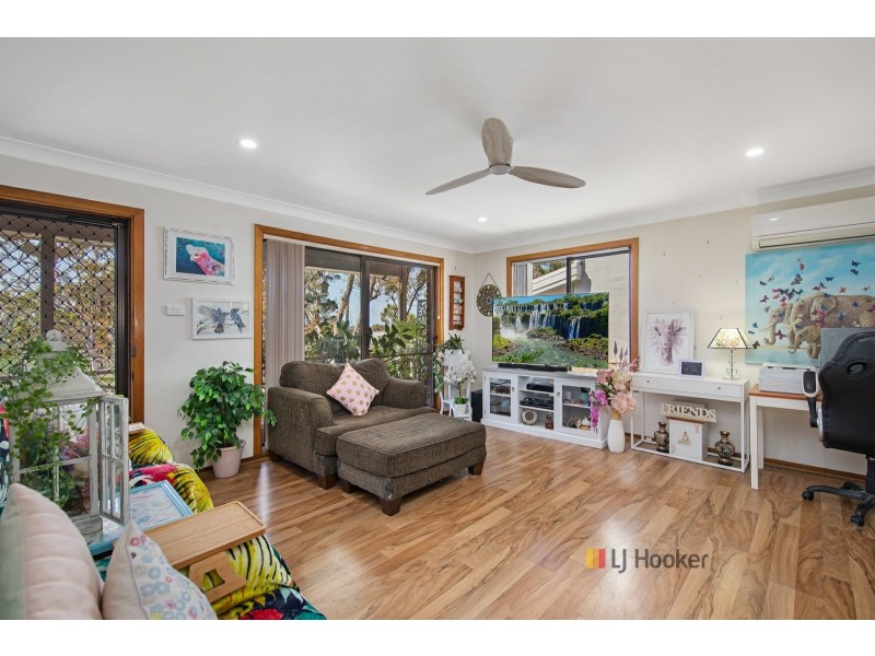 6 Jacqueline Avenue, Gorokan NSW 2263