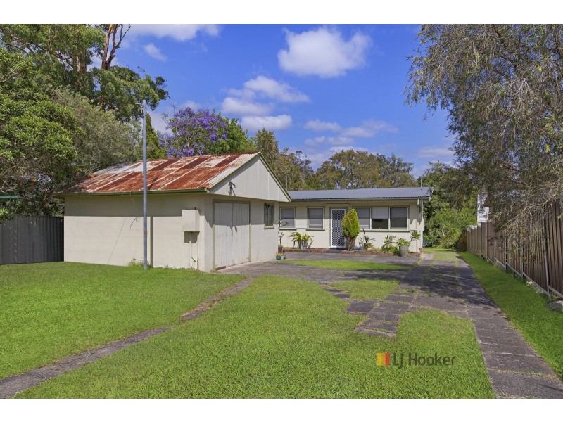 55 Vales Road, Mannering Park NSW 2259