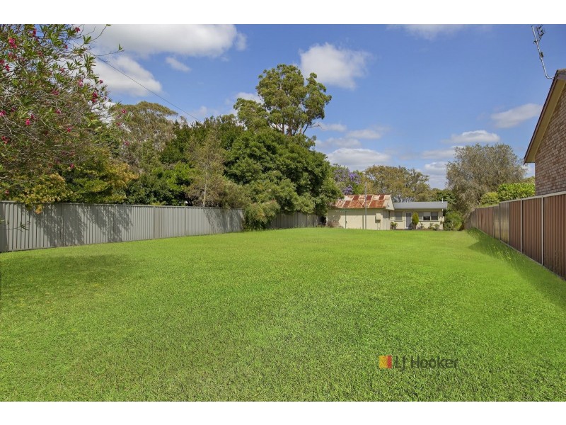 55 Vales Road, Mannering Park NSW 2259