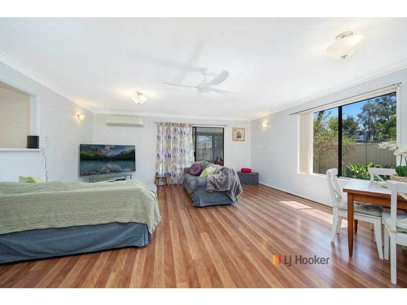 12 McCrea Boulevard, San Remo NSW 2262