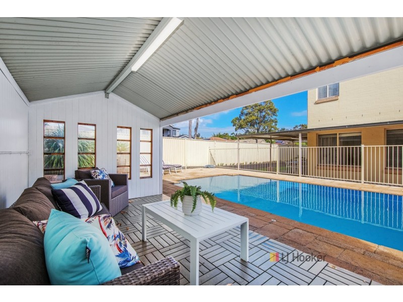 2 Begonia Place, Woongarrah NSW 2259
