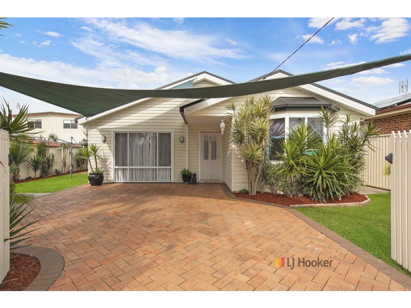 38 Jones Avenue, Toukley NSW 2263