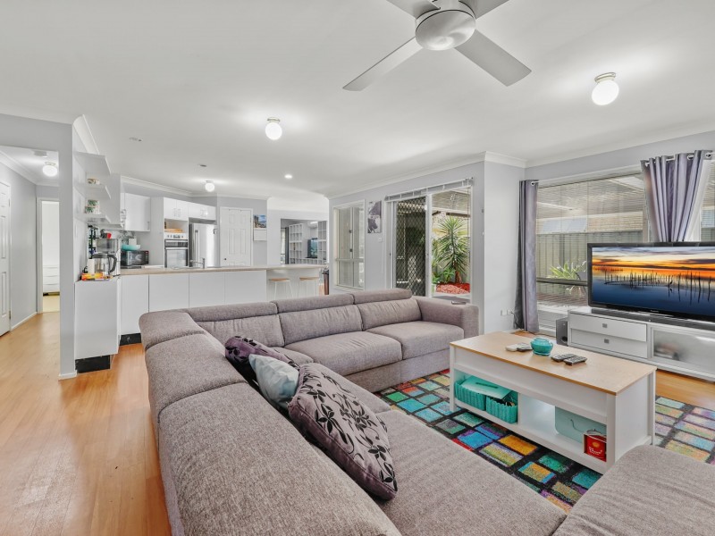 17 Sterling Way, Hamlyn Terrace NSW 2259