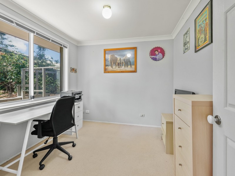 17 Sterling Way, Hamlyn Terrace NSW 2259