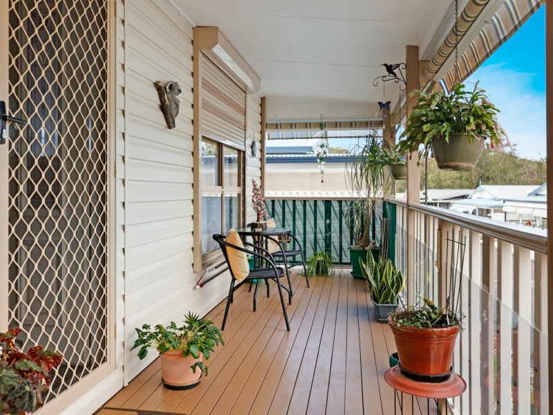 217/25 Mulloway Road, Chain Valley Bay NSW 2259