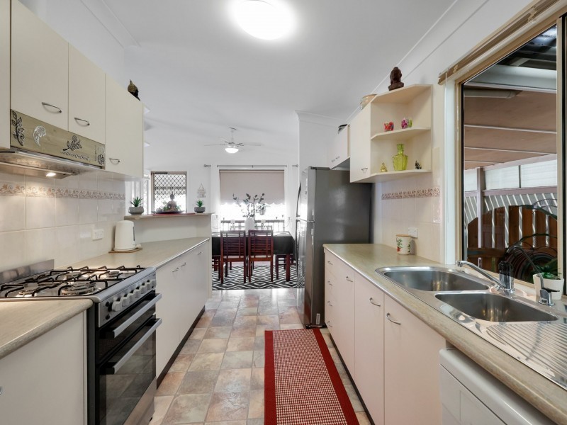 217/25 Mulloway Road, Chain Valley Bay NSW 2259