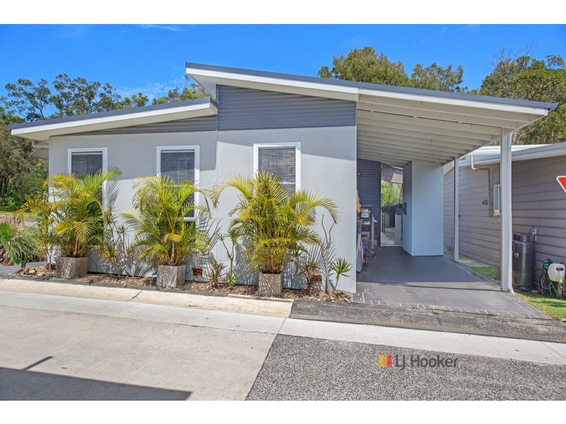 108a/2 Macleay Drive, Halekulani NSW 2262