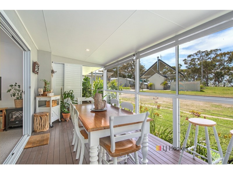 108a/2 Macleay Drive, Halekulani NSW 2262