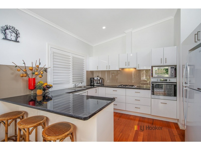 108a/2 Macleay Drive, Halekulani NSW 2262