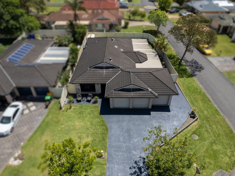 22 Landhaven Avenue, Blue Haven NSW 2262