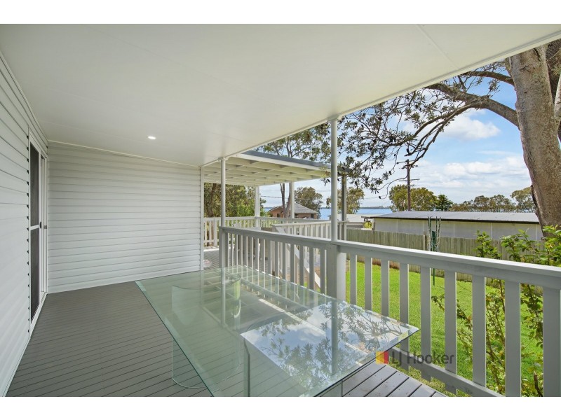 2a Ocean View Road, Gorokan NSW 2263