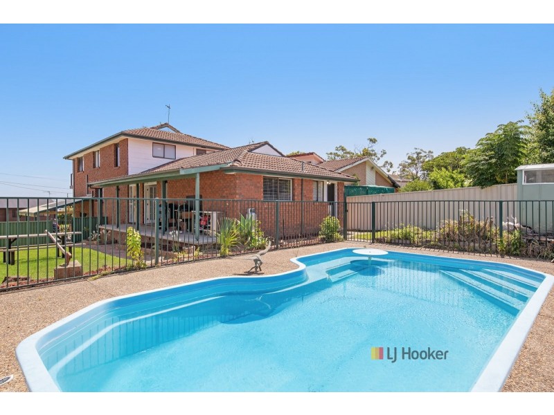 35 Lauren Avenue, Lake Munmorah NSW 2259