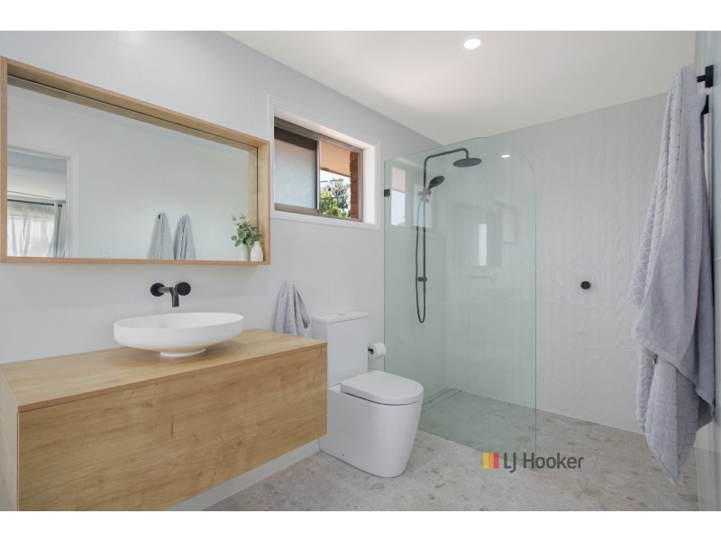 35 Lauren Avenue, Lake Munmorah NSW 2259