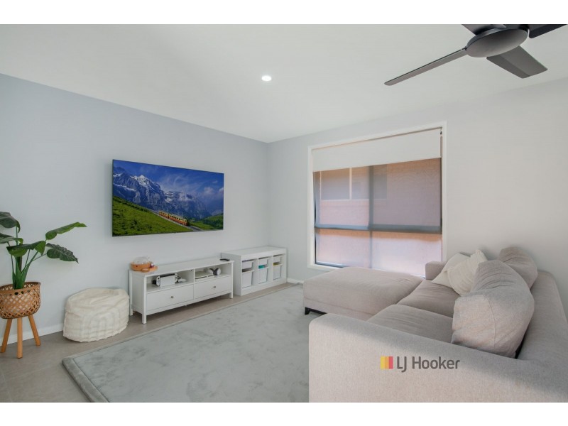 35 Lauren Avenue, Lake Munmorah NSW 2259