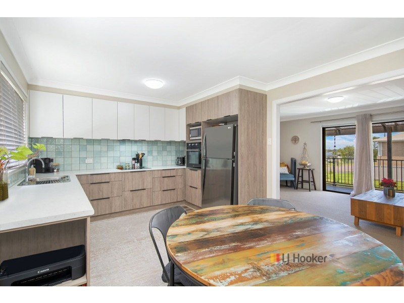 3 Essex Street, Gorokan NSW 2263